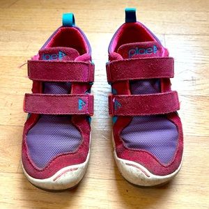 Plae Ty Sneakers toddler SIZE 11.5 GUC 👟